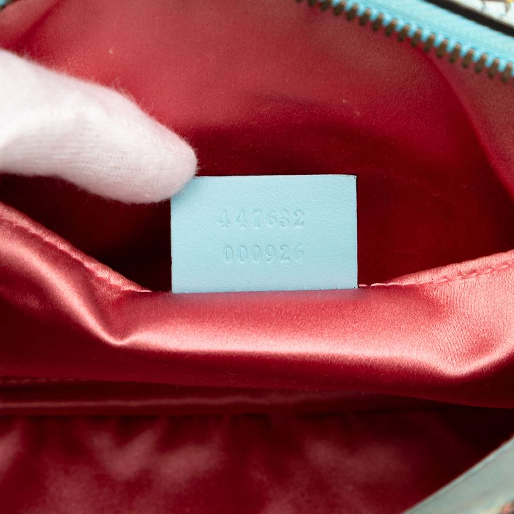 Gucci Unskilled Worker Small GG Marmont Matelasse Calfskin Flora Painted Crossbody - Detail 1