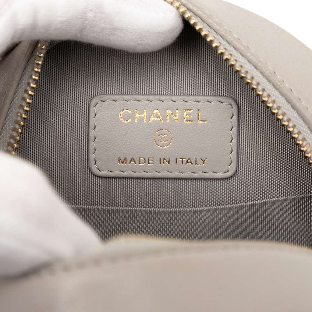 Chanel Lambskin 19 Round Clutch with Chain - 5