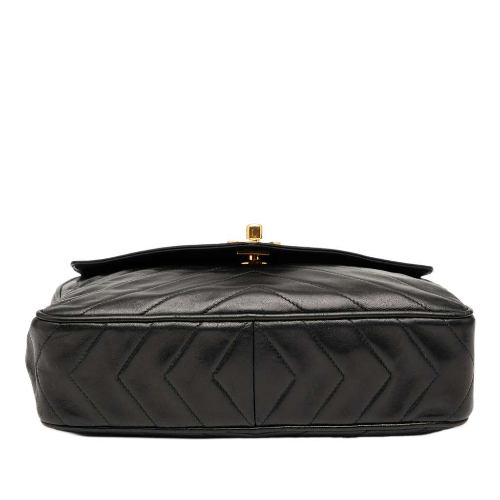 Chanel CC Chevron Lambskin Tassel Chain Camera Bag - 3