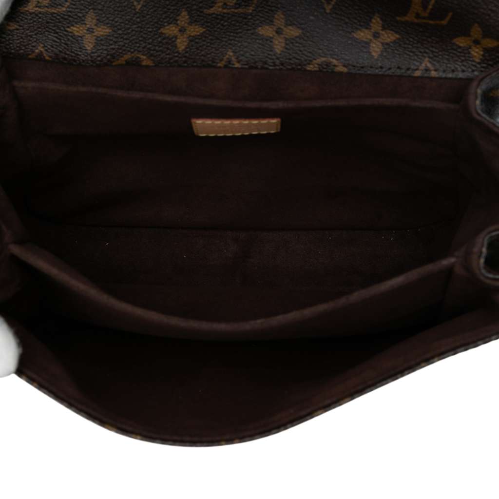Louis Vuitton Monogram Pochette Metis - 4