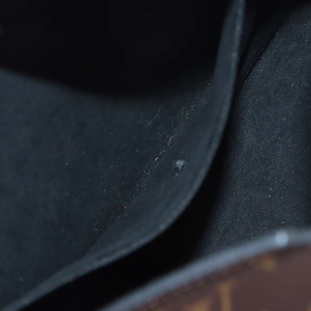 Louis Vuitton Monogram Reverse Bento Box - 4