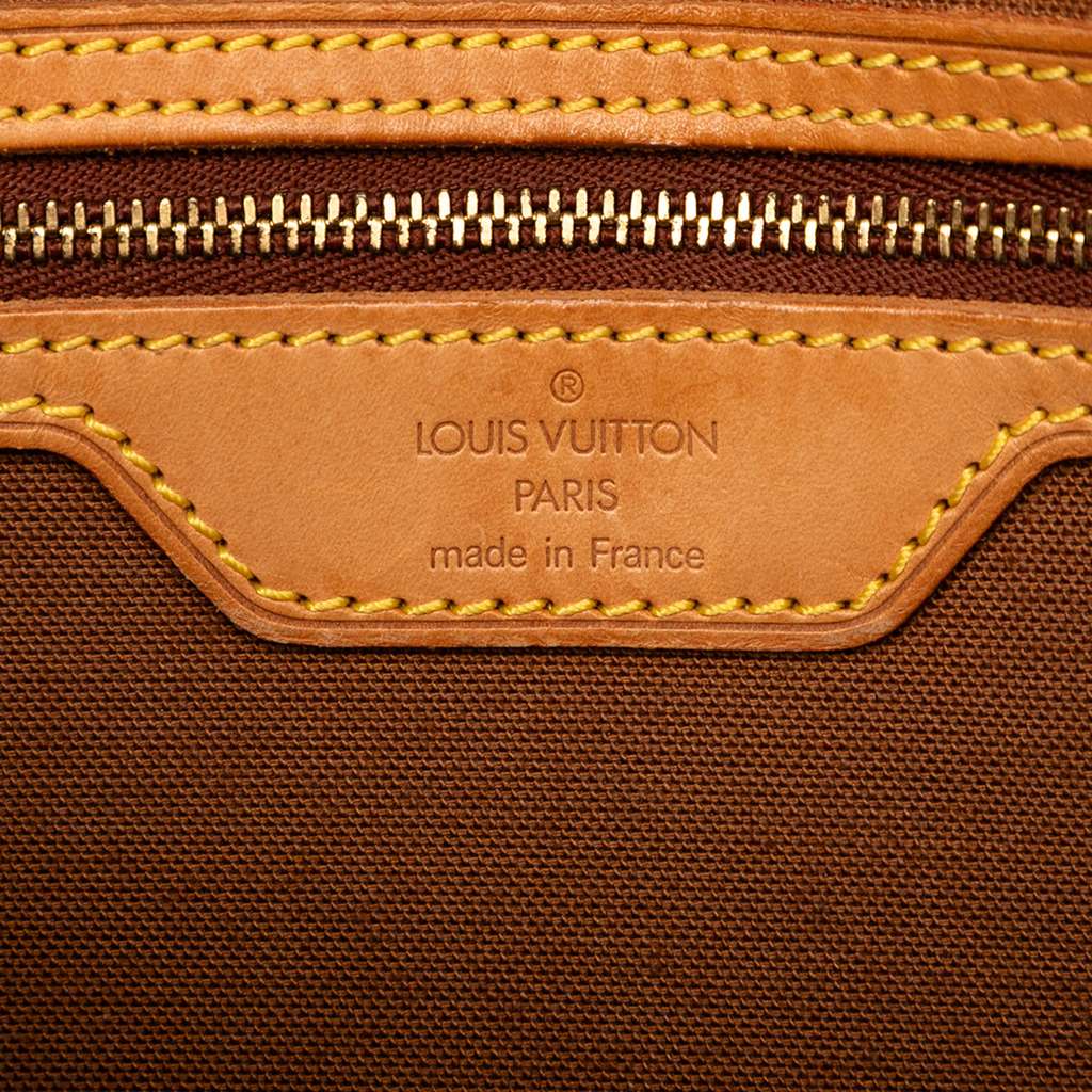 Louis Vuitton Monogram Gibeciere MM - 5