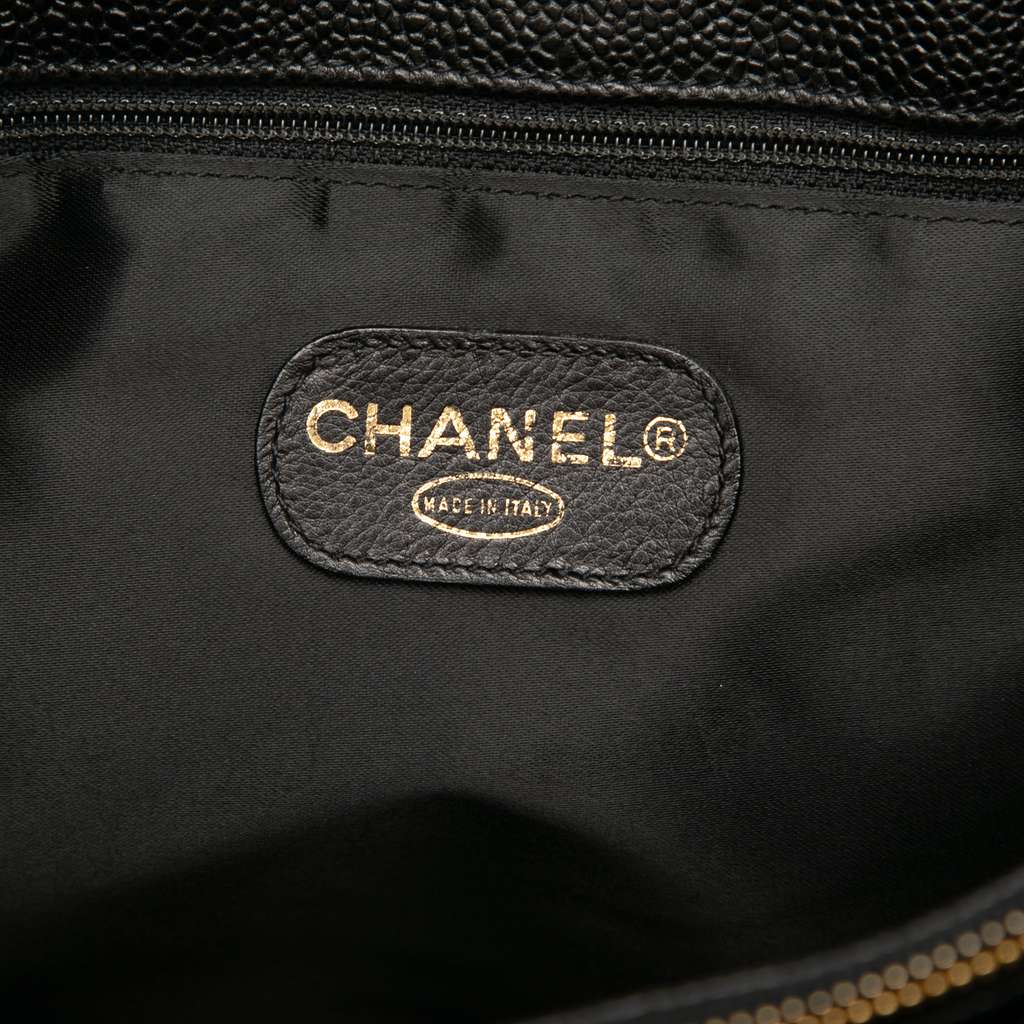 Chanel CC Caviar Chain Tote - 5