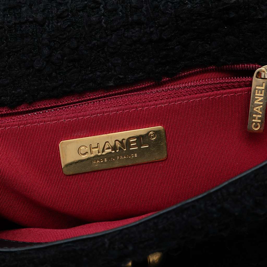Chanel Medium Tweed 19 Flap - 5