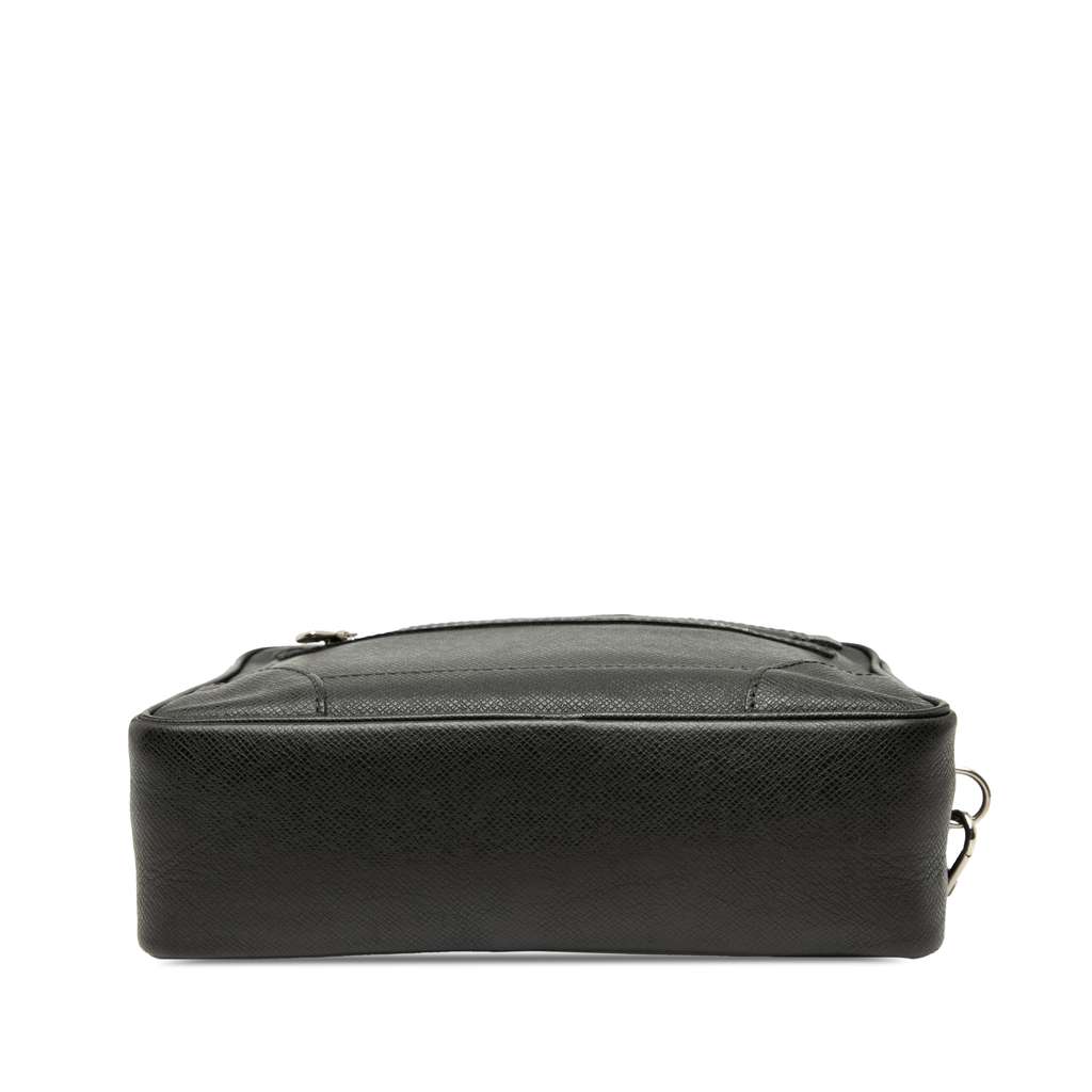 Louis Vuitton Taiga Neo Pavel - 3