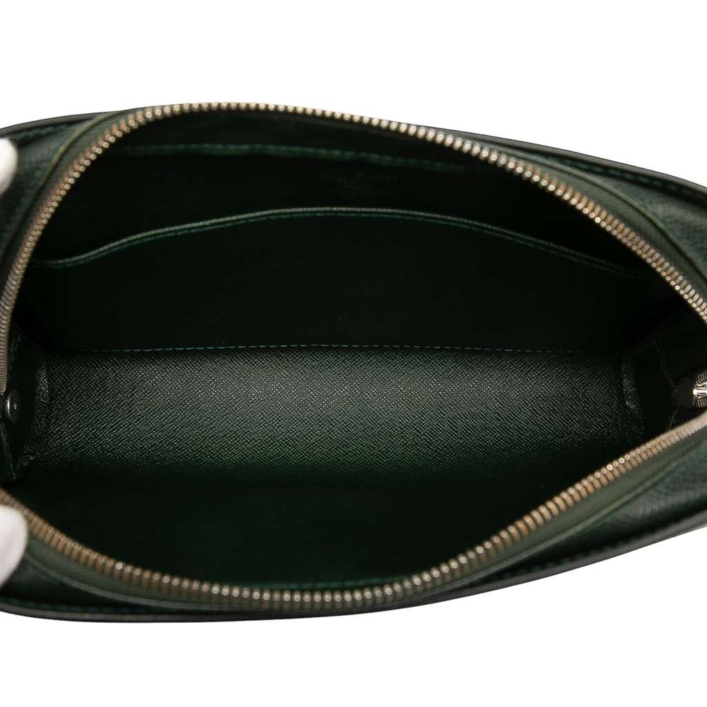 Louis Vuitton Taiga Pochette Baikal - 4