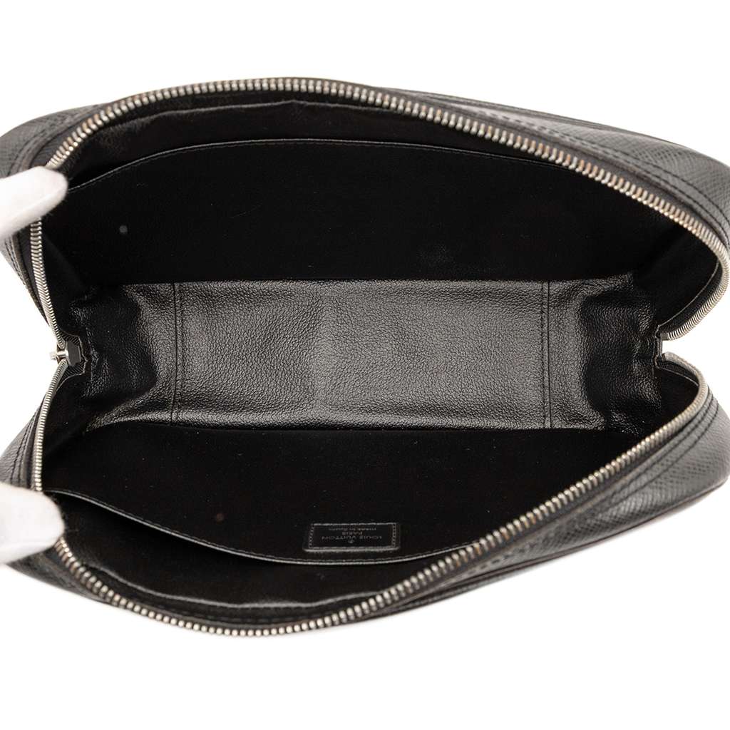Louis Vuitton Taiga Toiletry Pouch GM - 4