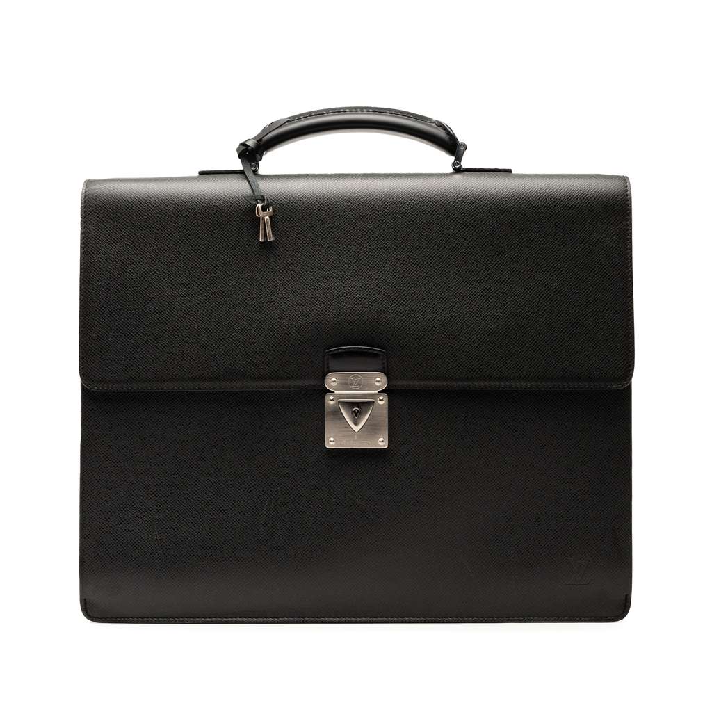 Louis Vuitton Taiga Robusto 2