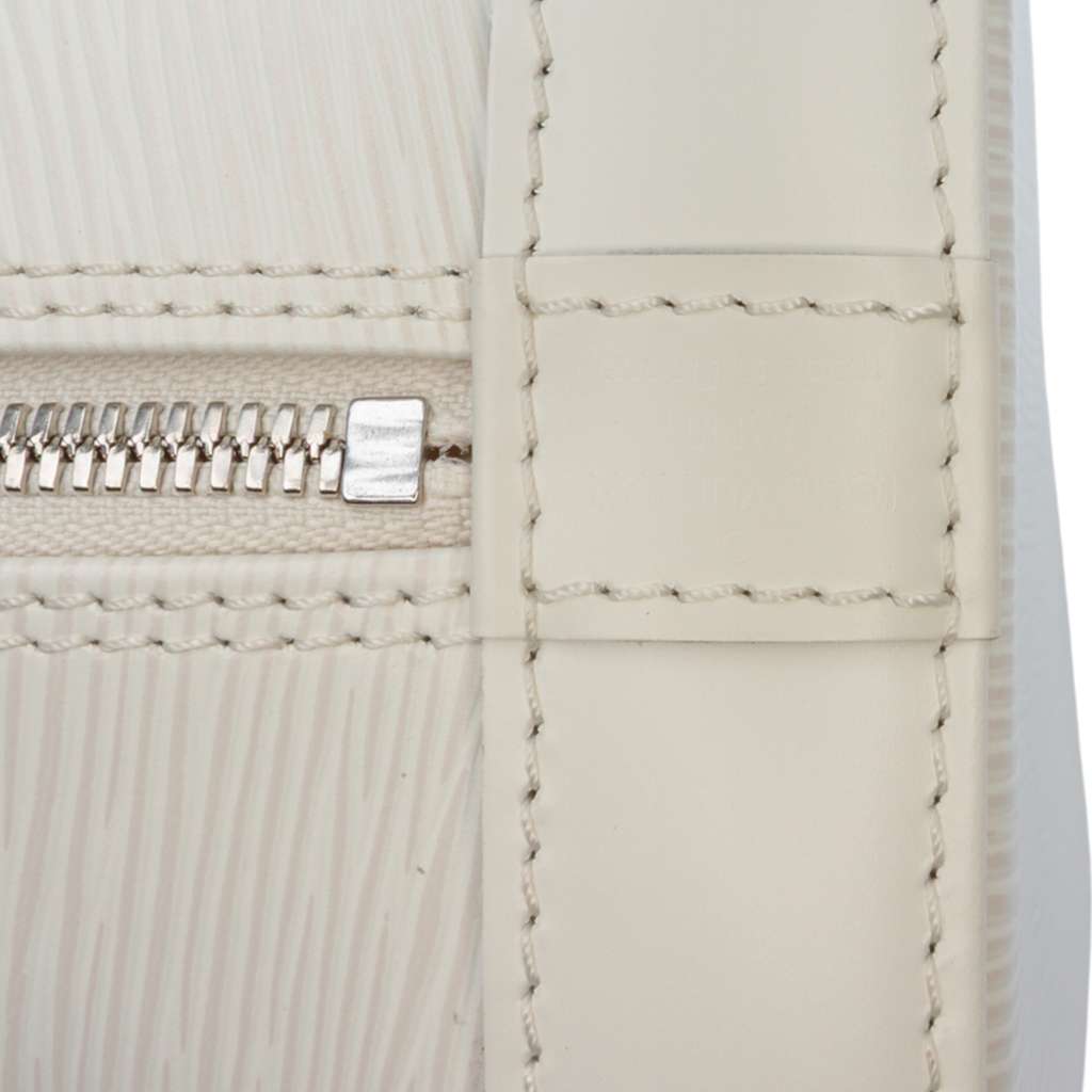 Louis Vuitton Epi Alma PM - 5