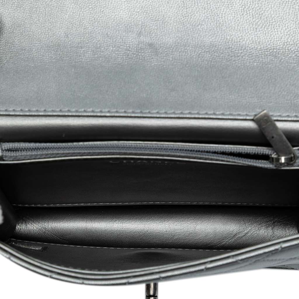 Chanel Medium Quilted Metallic Goatskin Chic Pearls Flap - 4