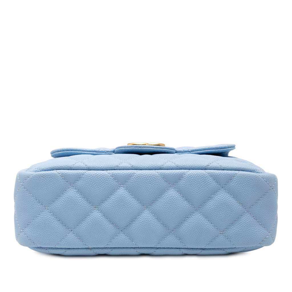 Chanel Small Quitled Caviar Wavy CC Hobo - 3