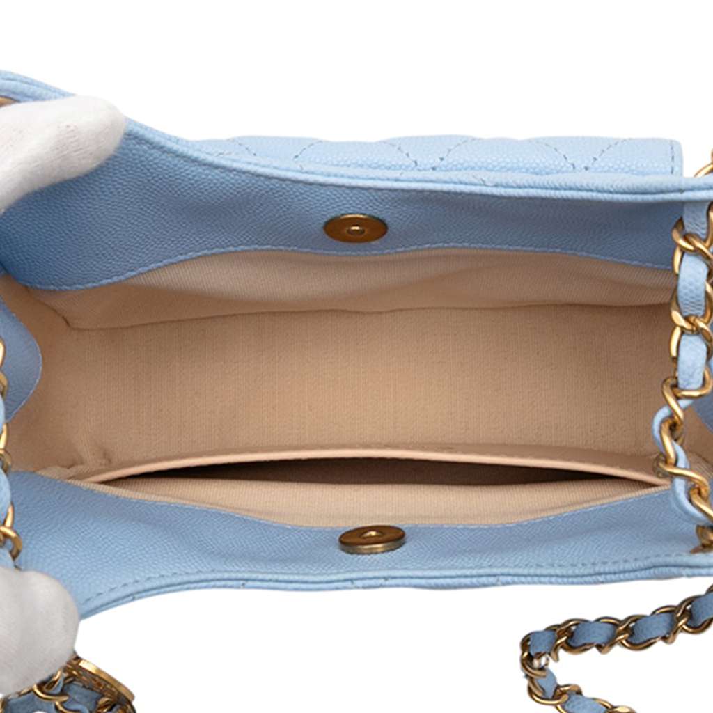 Chanel Small Quitled Caviar Wavy CC Hobo - 4