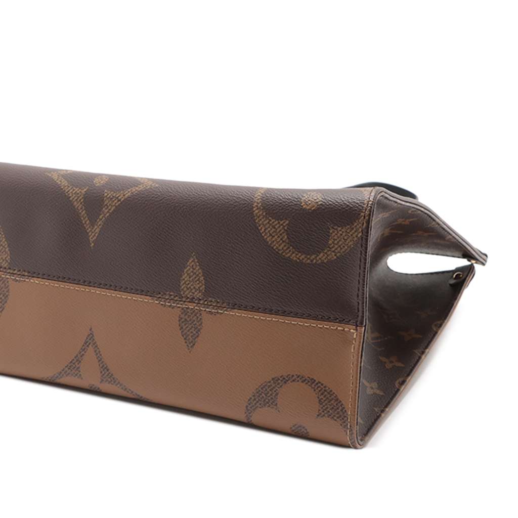 Louis Vuitton Monogram Reverse Giant OnTheGo MM - 3