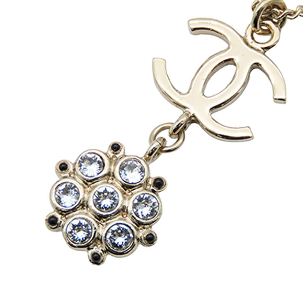 Chanel Gold Plated Enamel CC and Rhinestones Flower Pendant Necklace - 3