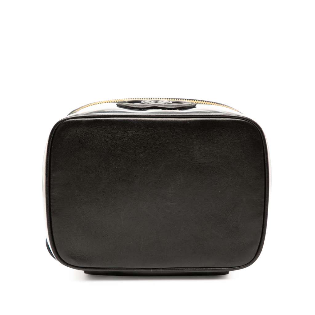 Chanel CC Vinyl and Calfskin Vanity Case - 3