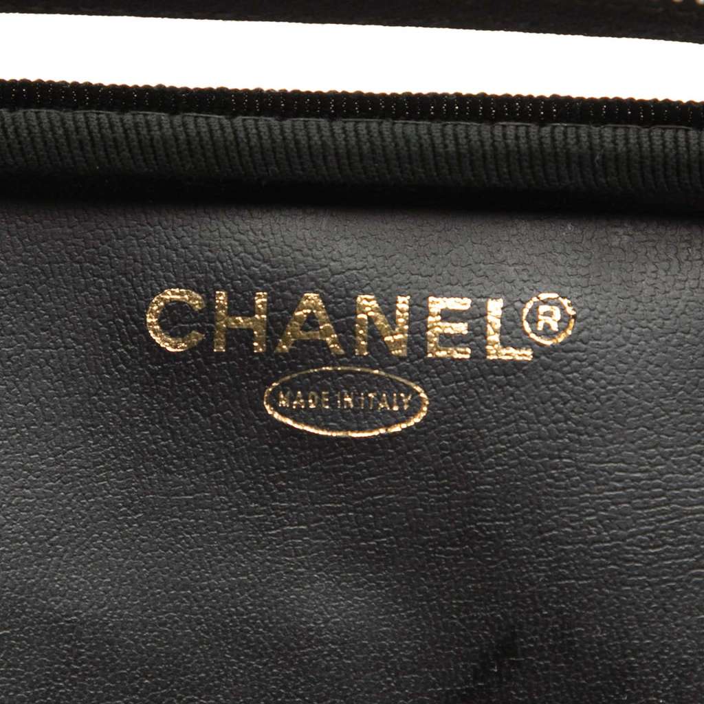 Chanel CC Vinyl and Calfskin Vanity Case - 4