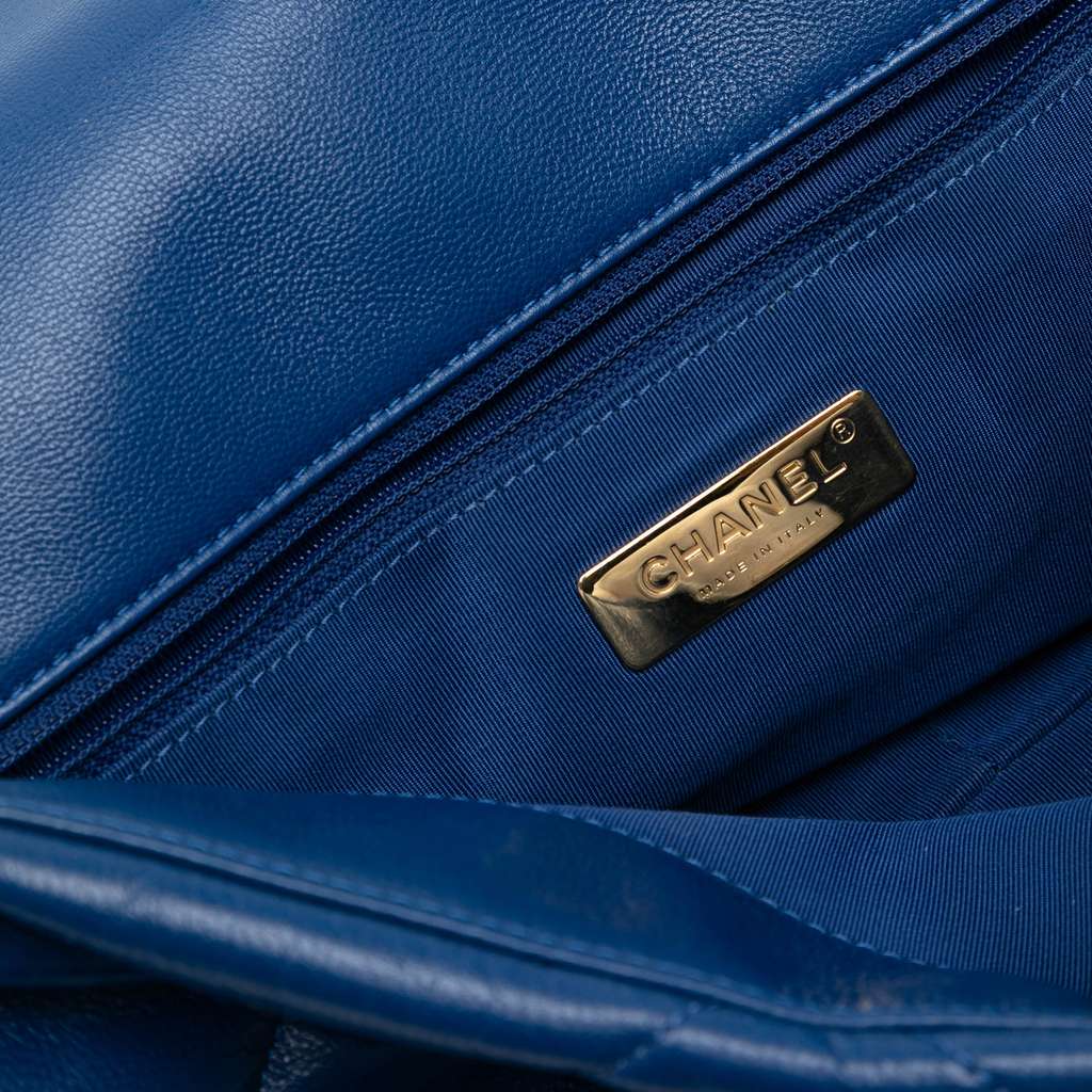 Chanel Maxi Lambskin 19 Flap - 5