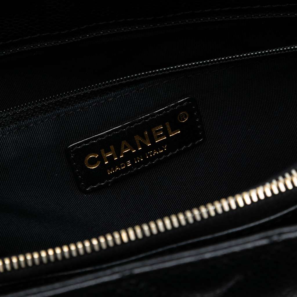 Chanel Caviar Grand Shopping Tote - 5