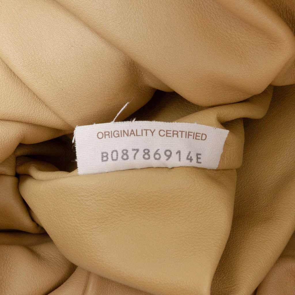 Bottega Veneta Lambskin The Shoulder Pouch - 5