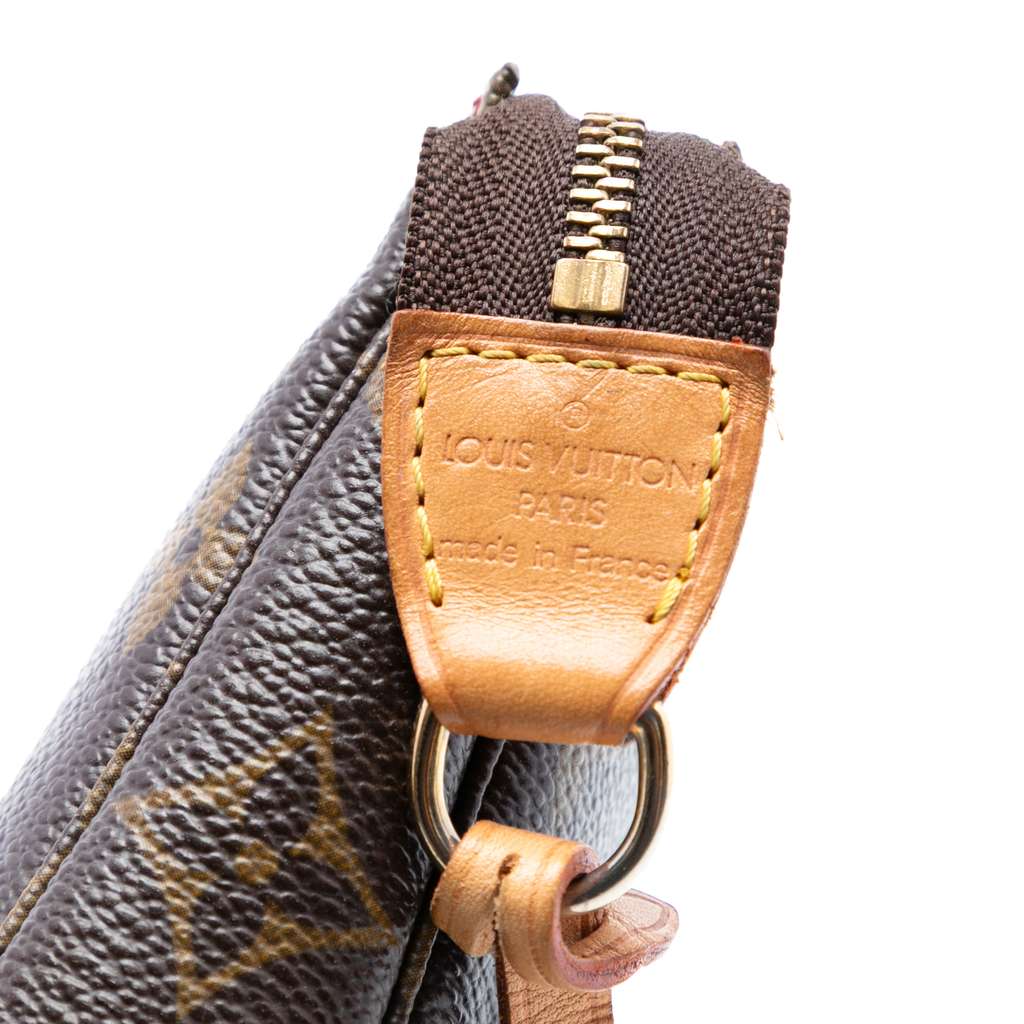 Louis Vuitton Takashi Murakami Monogram Cherry Pochette Accessoires - 5