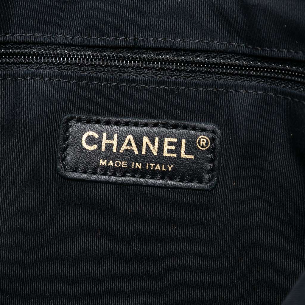 Chanel Small Quilted Lambskin Girl Clutch on Chain - 5