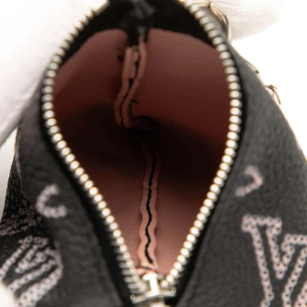 Louis Vuitton Monogram Mahina Berlingo Key Pouch Black Leather Very good - Model View