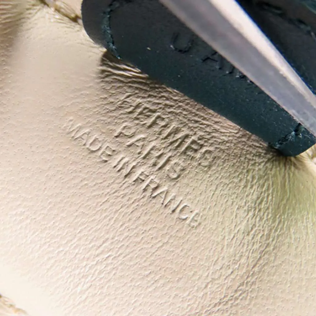 Hermès Milo Lambskin Grigri Rodeo Horse Bag Charm PM White Leather Good - Inside View