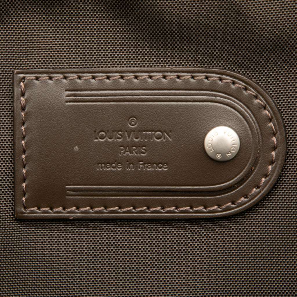 Louis Vuitton Taiga Pegase 45 - 5