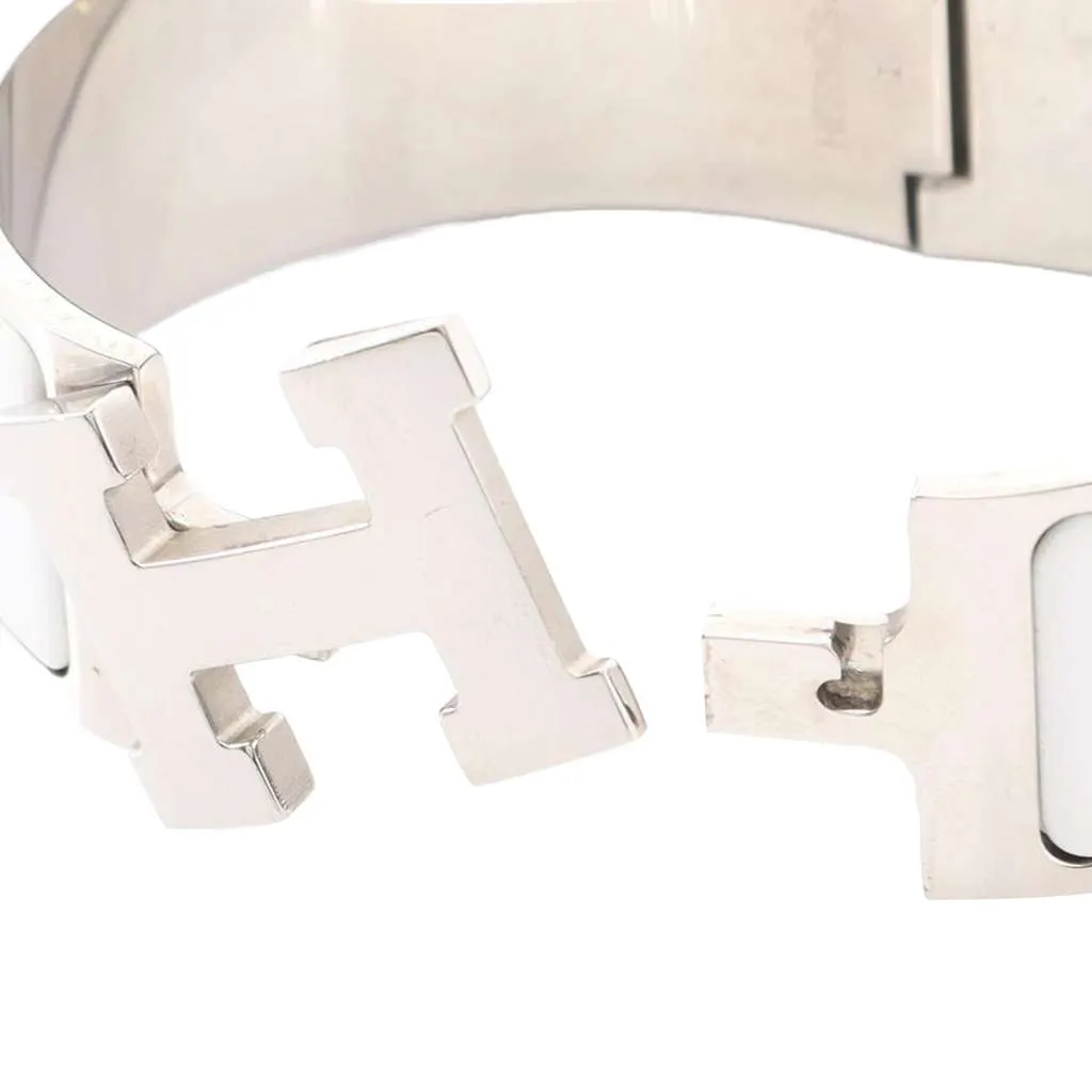 Hermès Wide Enamel Clic Clac H Bracelet PM White Enamel Very good - Model View