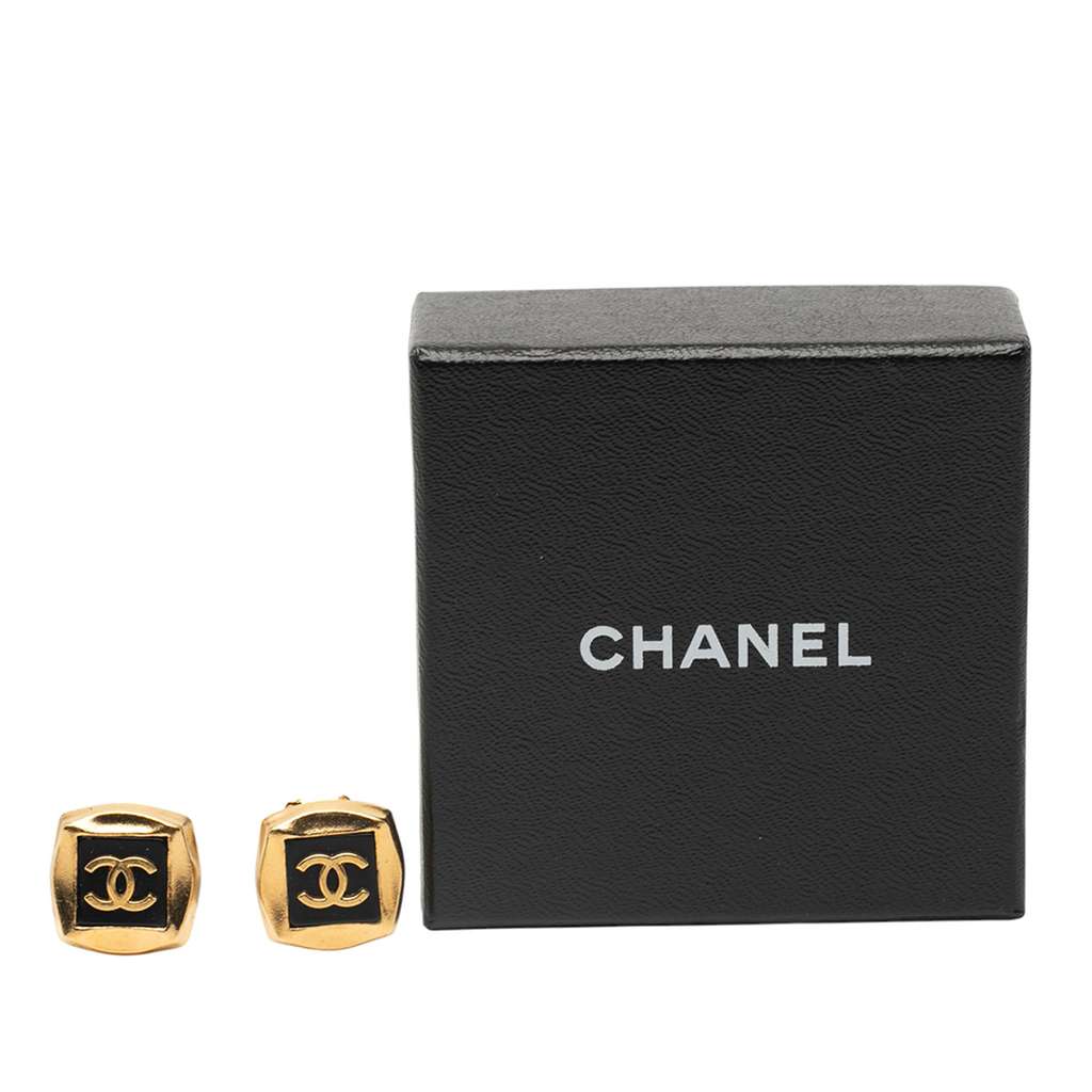 Chanel Gold Plated CC Enamel Square Clip On Earrings - 4