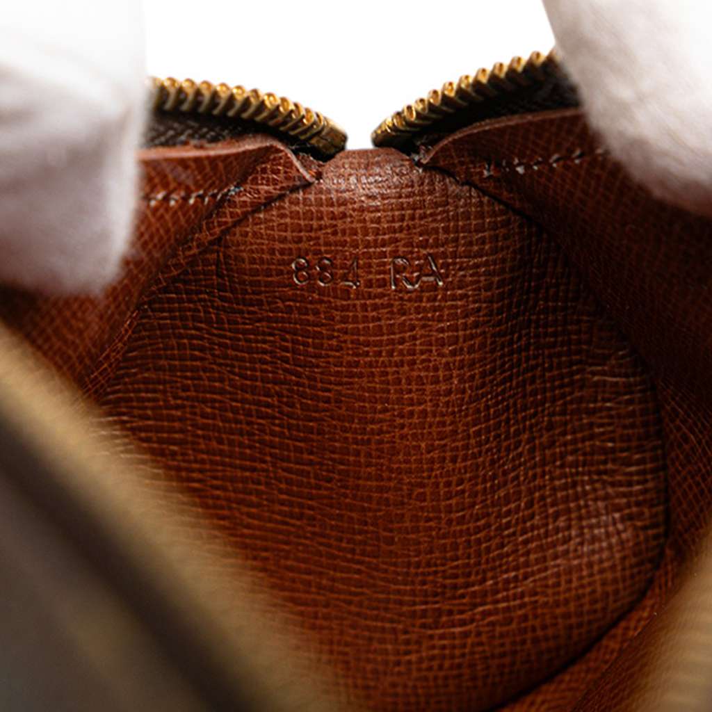 Louis Vuitton Monogram Trousse Ronde Pencil Case 20 - 5