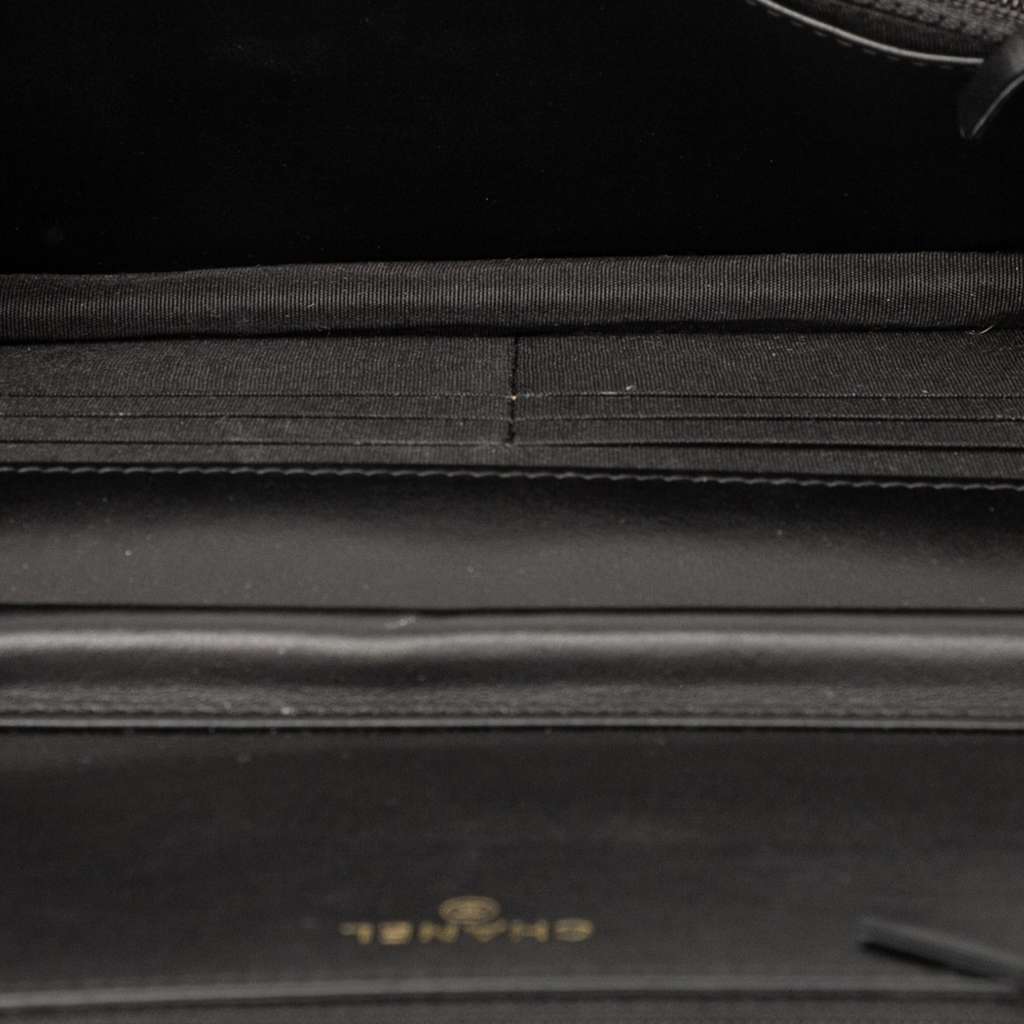 Chanel CC Houndstooth Tweed Wallet On Chain - 4