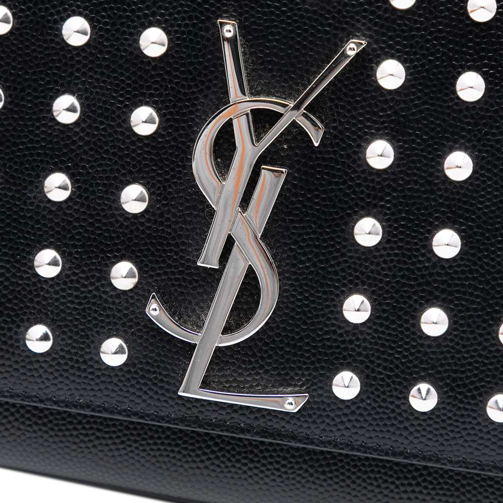 Saint Laurent Grain De Poudre Classic Monogram Studded Clutch - 5