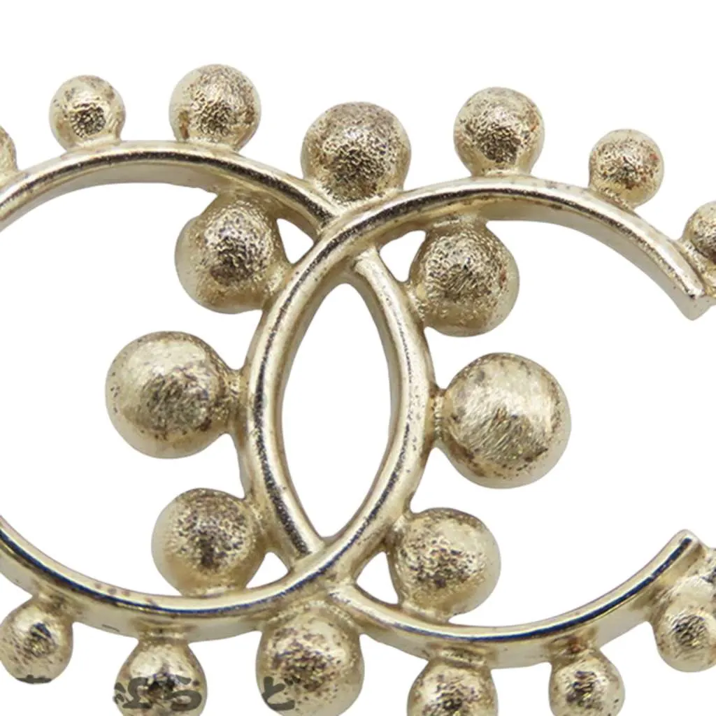Chanel Gold Plated CC Faux Pearl Rhinestones Bracelet Gold Metal Very good - Model View