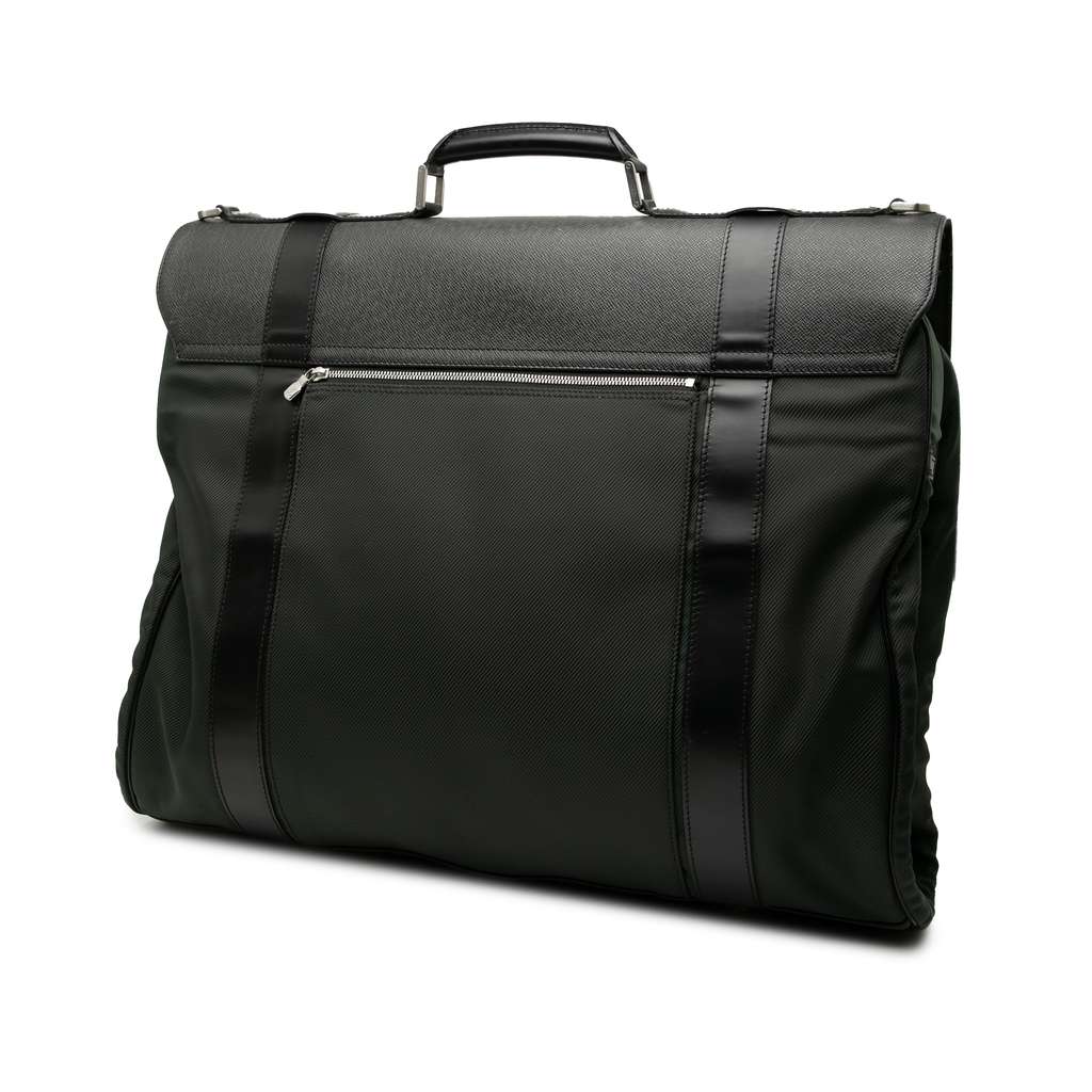 Louis Vuitton Taiga Sac Gibeciere - 2