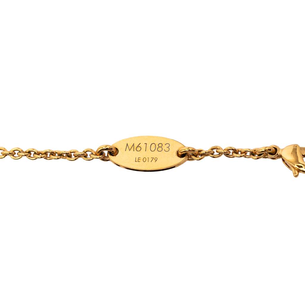 Louis Vuitton Gold Plated Essential V Necklace - 3