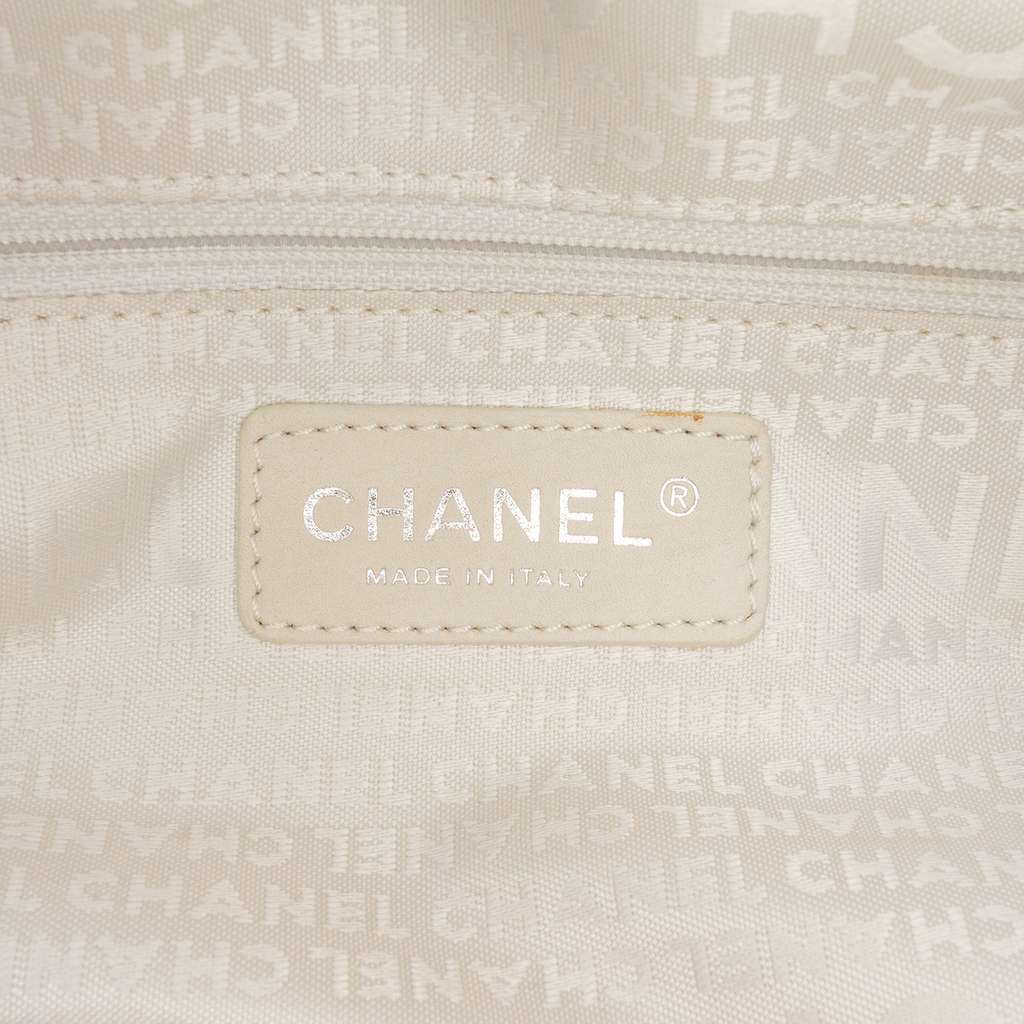 Chanel Caviar Chocolate Bar Shoulder Bag - 5