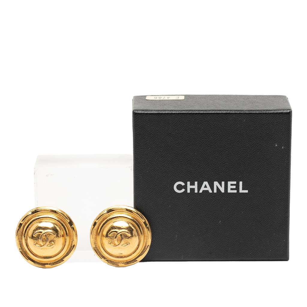 Chanel Gold Plated CC Round Clip on Earrings - 4