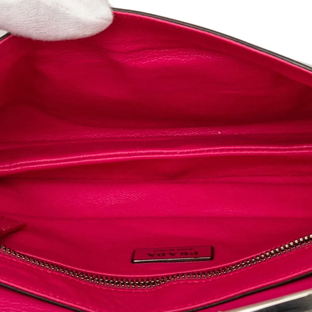 Prada Spazzolato Mirror Chain Flap Red Leather Good - Model View