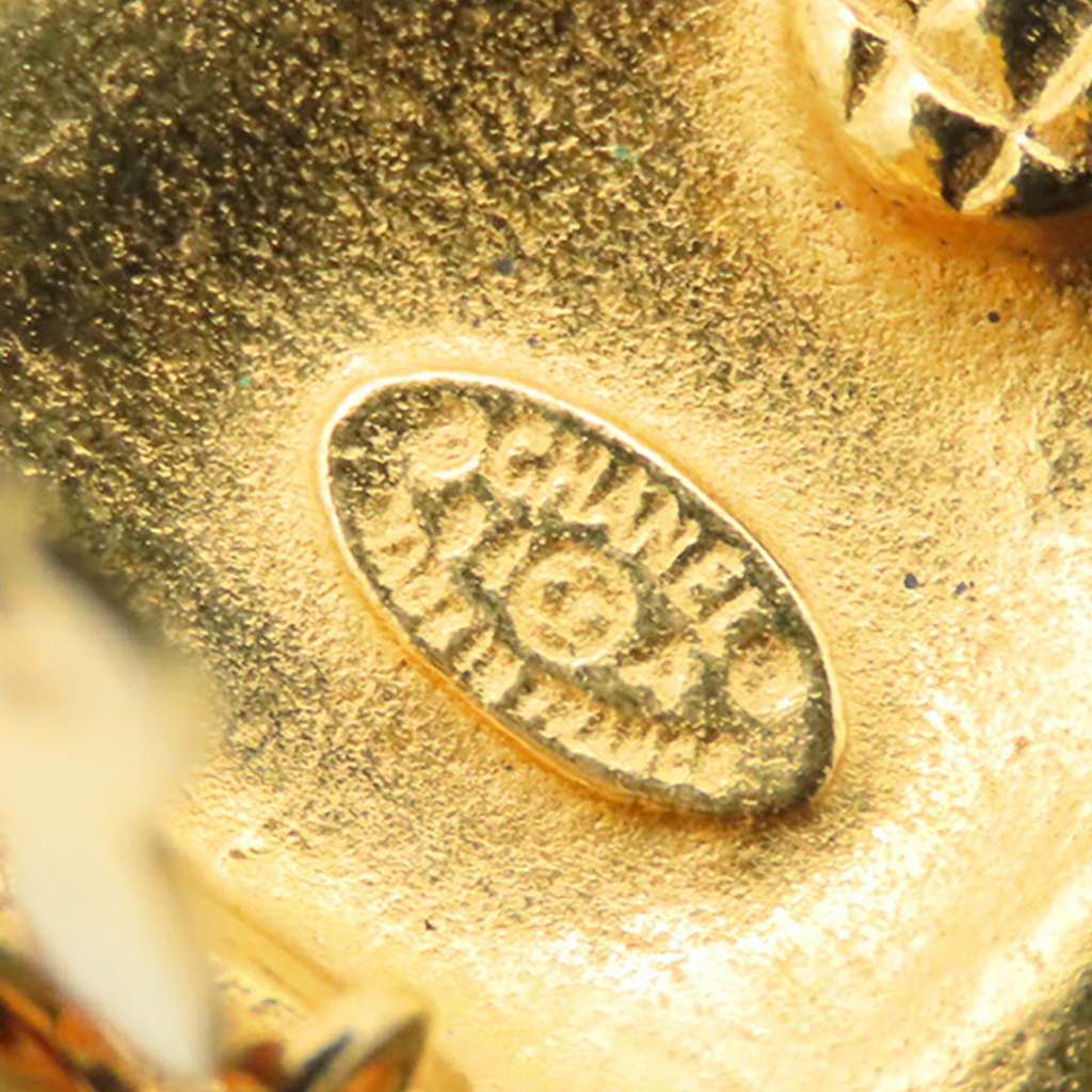 Chanel CC Gold Plated Round Clip On Earrings - 5