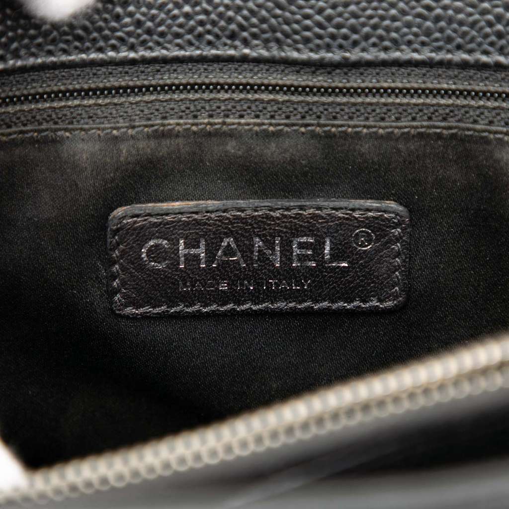 Chanel Caviar Grand Shopping Tote - 5