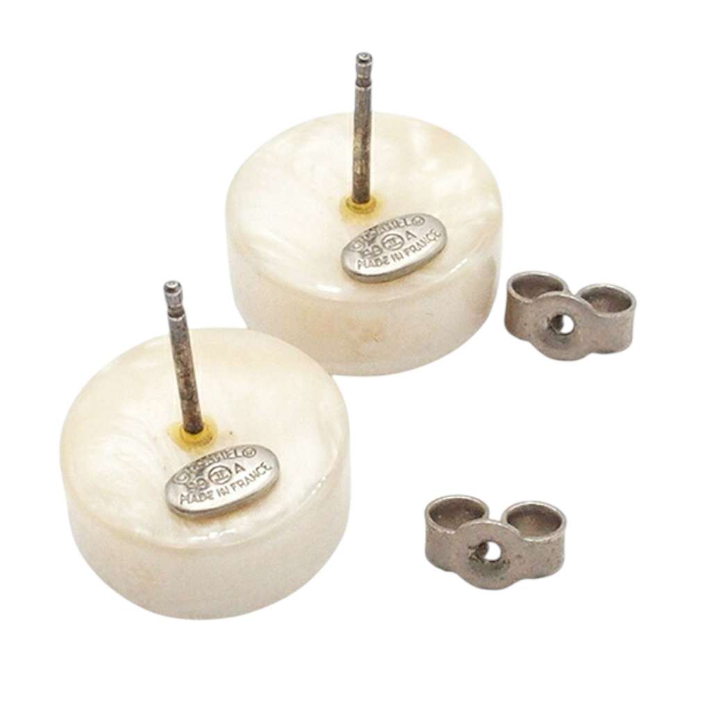 Chanel Resin and Silver Plated CC Round Push Back Earrings - 3