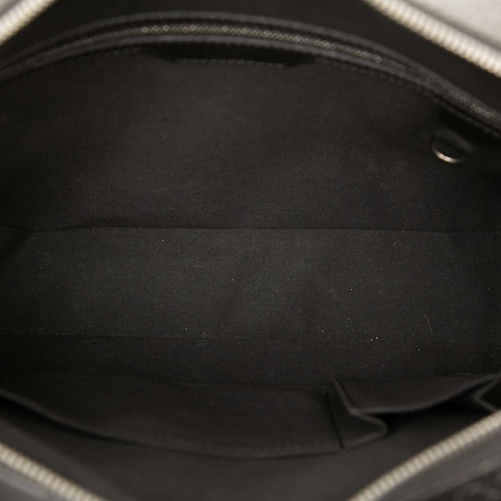 Louis Vuitton Monogram Mat Malden - 4