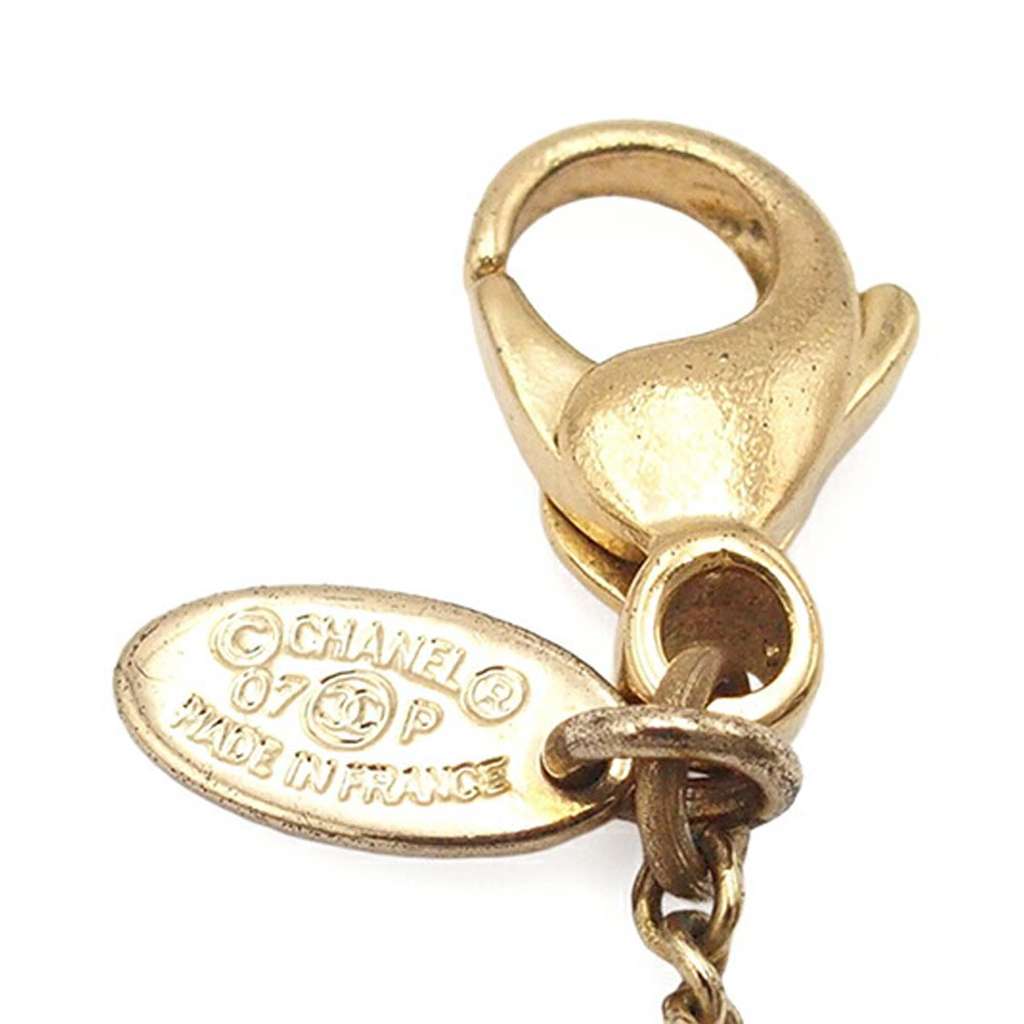 Chanel CC Gold Plated Round Pendant Necklace - 4