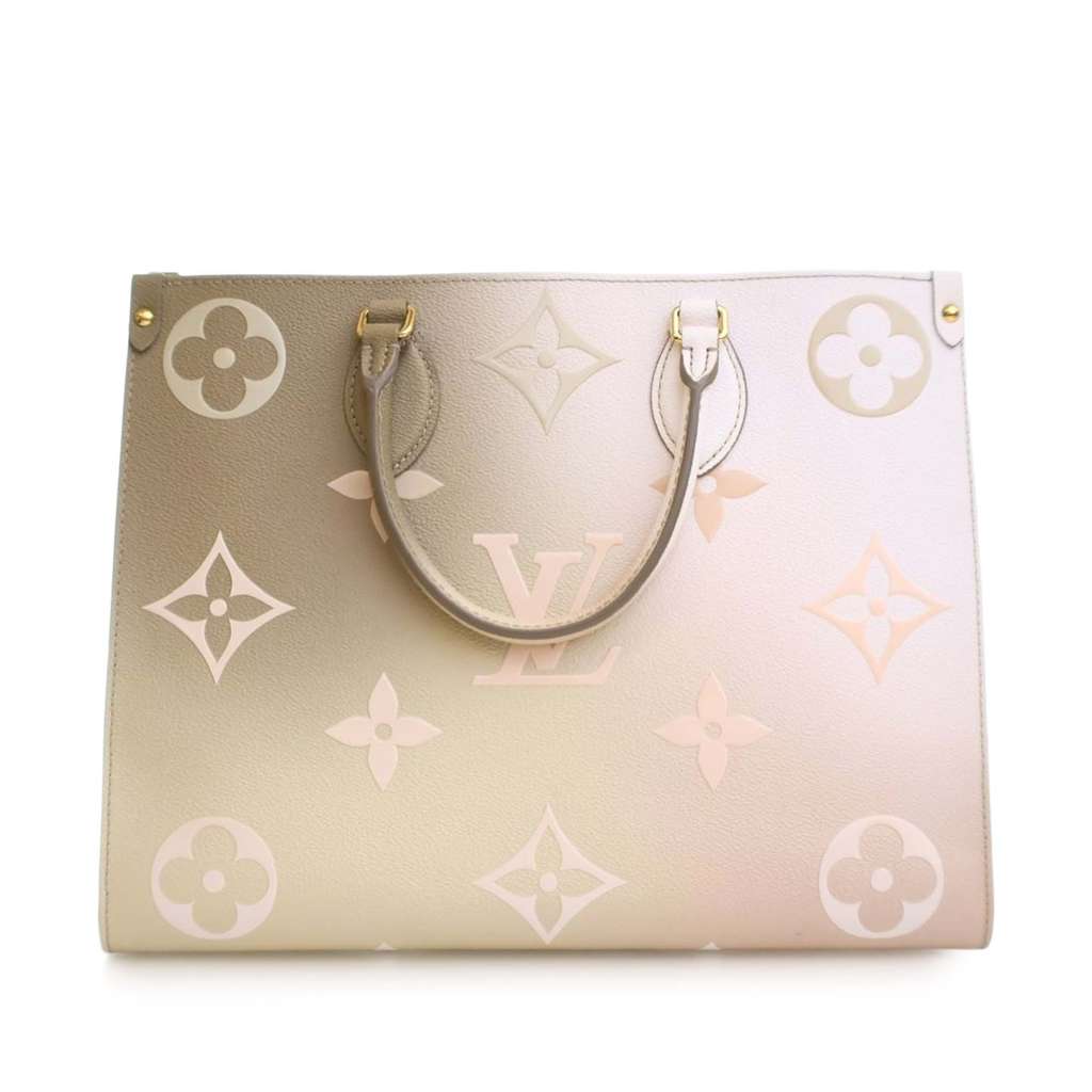 Louis Vuitton Monogram Giant Spring In The City OnTheGo MM - 4
