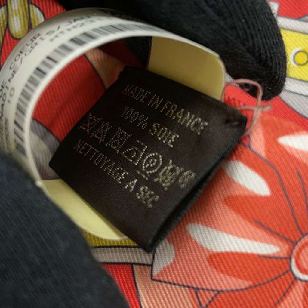 Hermès Harnais De Cour Silk Twilly Scarf - 5