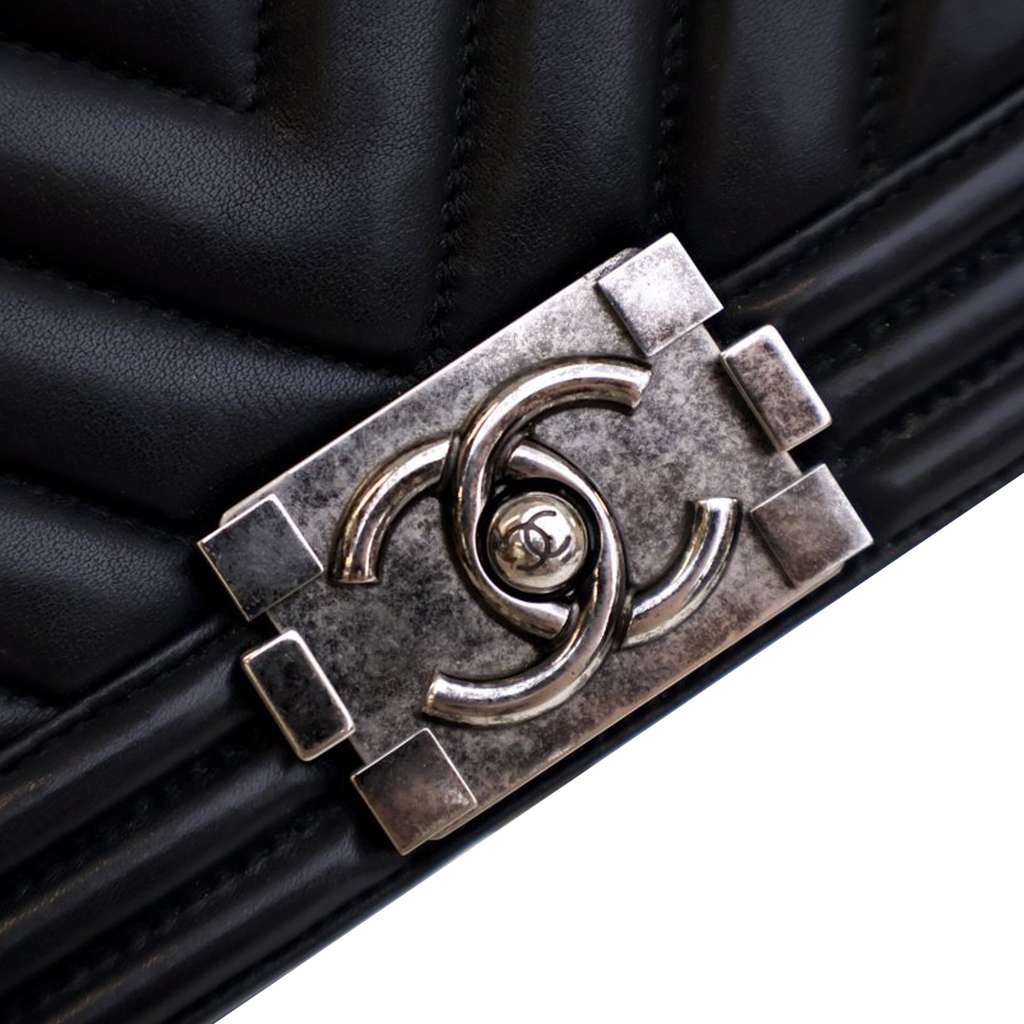 Chanel Old Medium Chevron Lambskin Boy Flap - 5