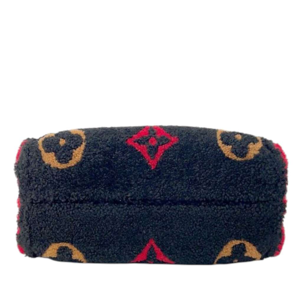 Louis Vuitton Monogram Giant Shearling Teddy Onthego GM - 3