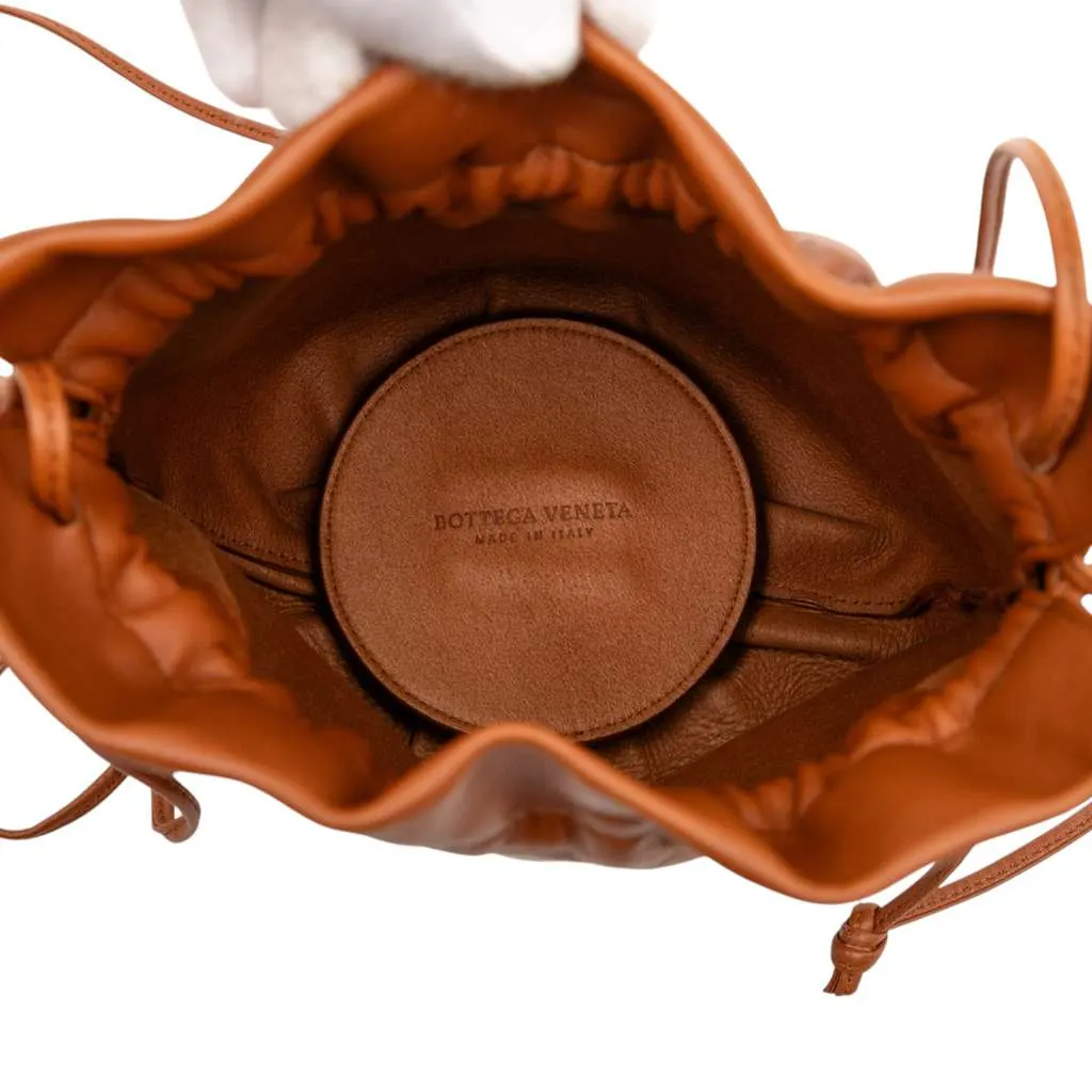 Bottega Veneta Nappa Drawstring Bucket Bag Brown Leather Good - Model View