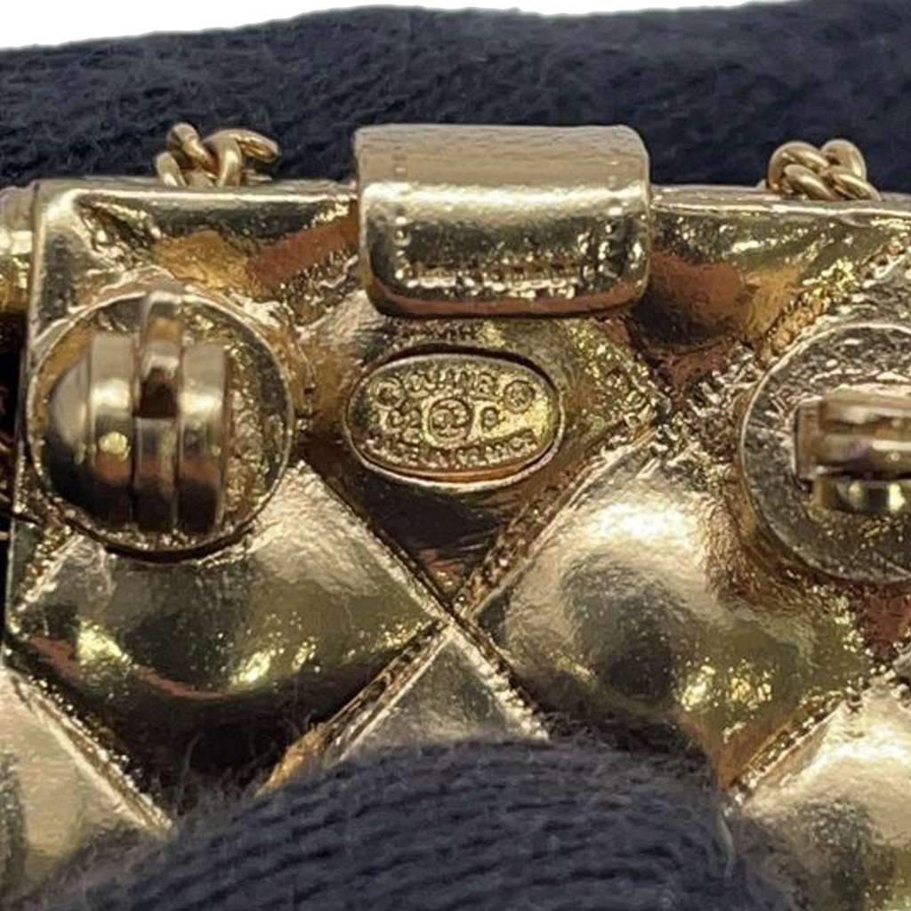 Chanel CC Gold Plated Quilted Bag Brooch - 4